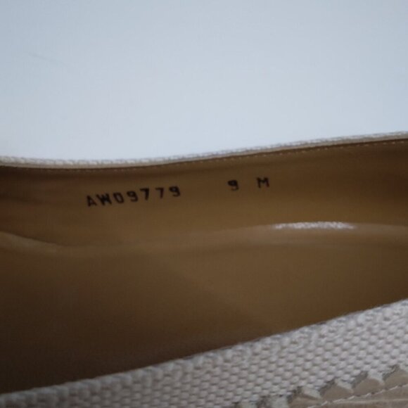 Stuart Weitzman Croc Embossed Peep Toe Knot Heels Size 9M - Picture 12 of 16